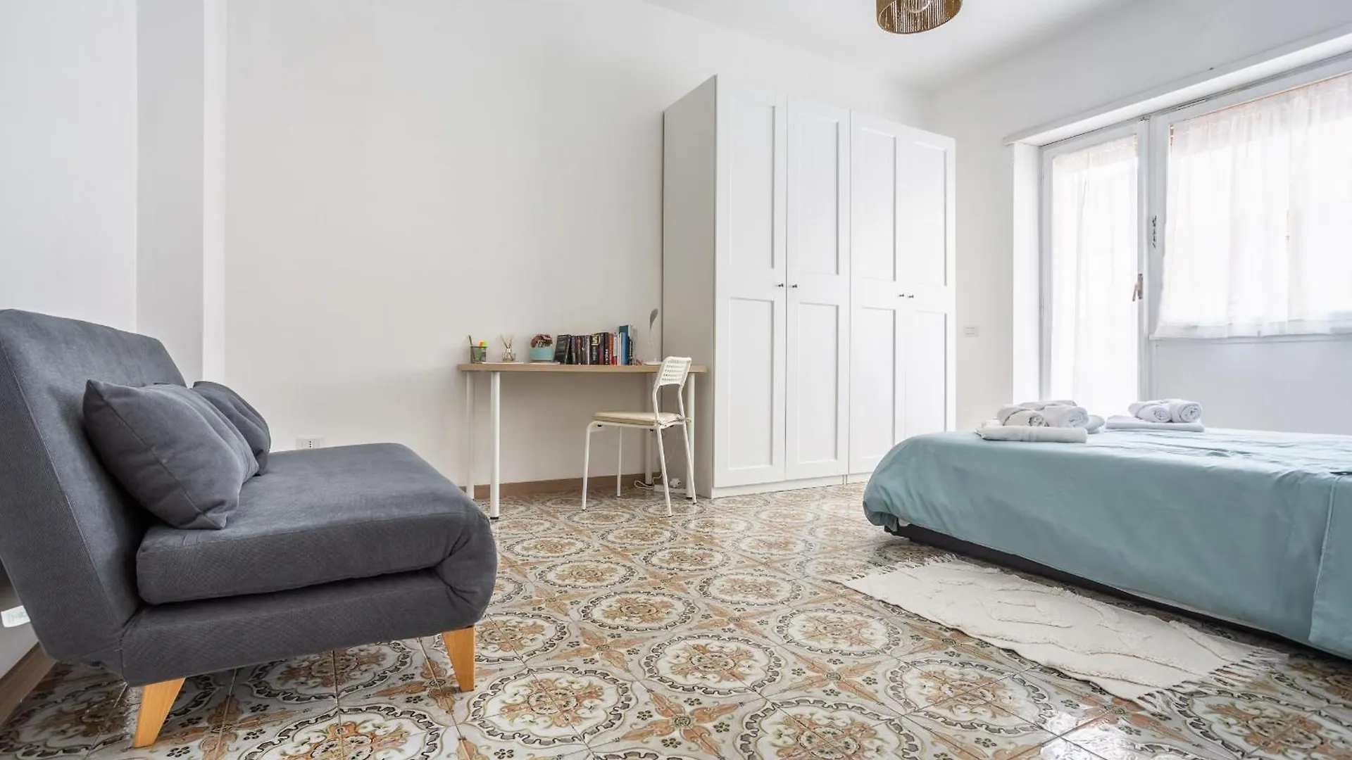 Good Vibes Beach Apartment Lido di Ostia Italy