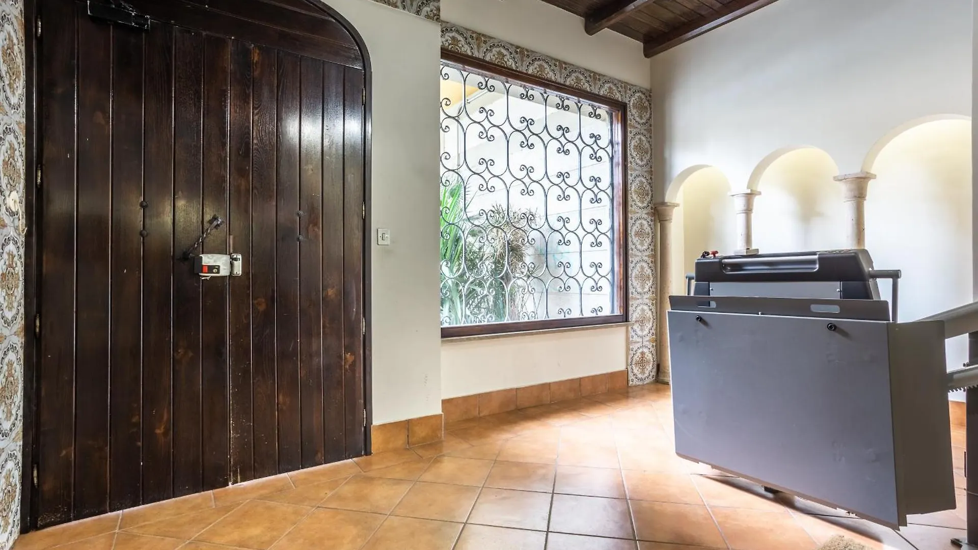 Good Vibes Beach Apartment Lido di Ostia Italy